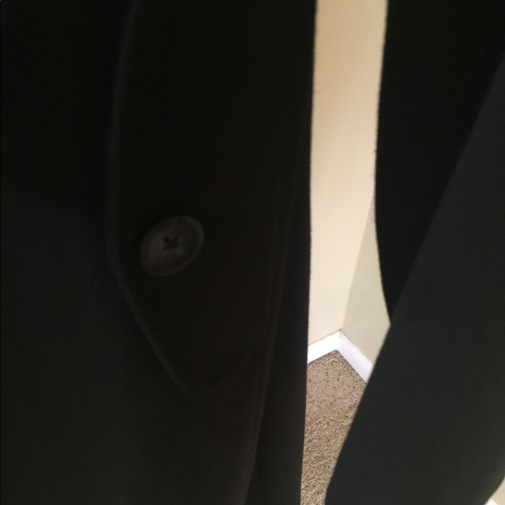 Rafaela, Ladies Black Trench Coat! GET THE “LOOK”… - Picture 12 of 16